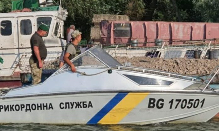 В Одесской области заблудился иностранный буксир 