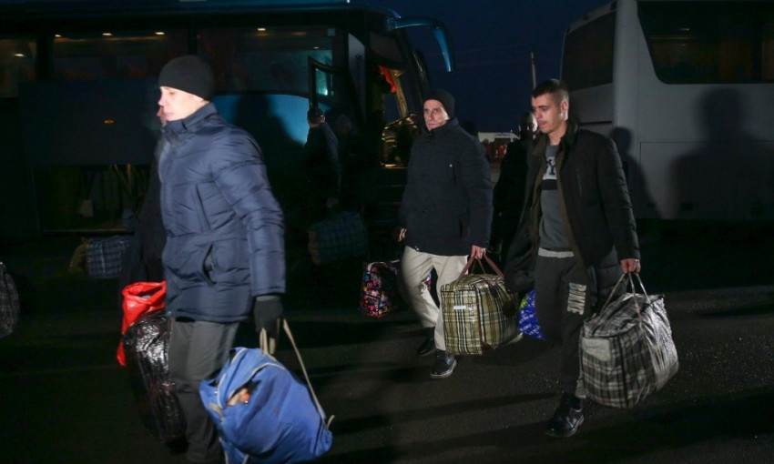 В Донецке завершился обмен пленными: домой к Новому году вернутся 76 украинцев
