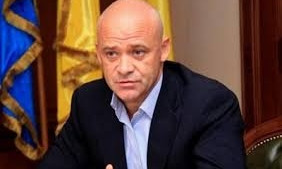 Одесский мэр заявил о переводе городского транспорта в специальный режим