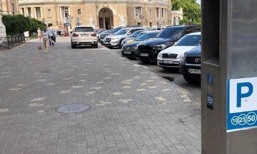 В Одессе почти в 8 раз увеличилось количество штрафов за неправильную парковку