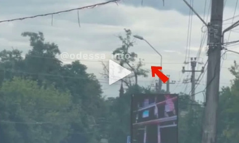 В Одессе загорелась линия электропередач – коммунальщики говорят, что все нормально 