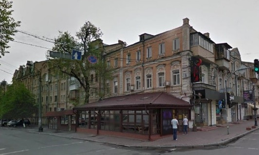 Одесситы позавидовали киевлянам: столичный бизнесмен ответит за пристройку к историческому зданию 