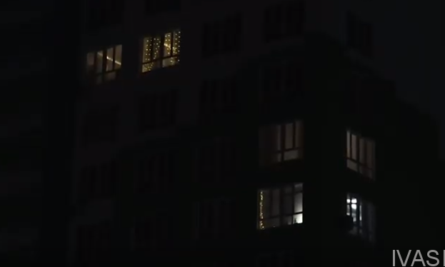 Жители двух домов с Нового года сидят без тепла и света 