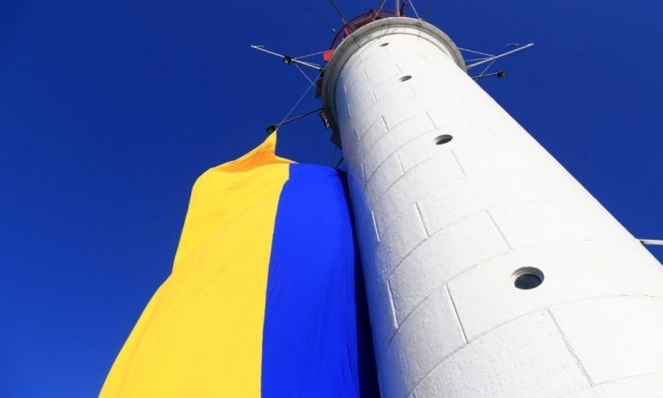 На Воронцовский маяк поднимут огромный флаг Украины 