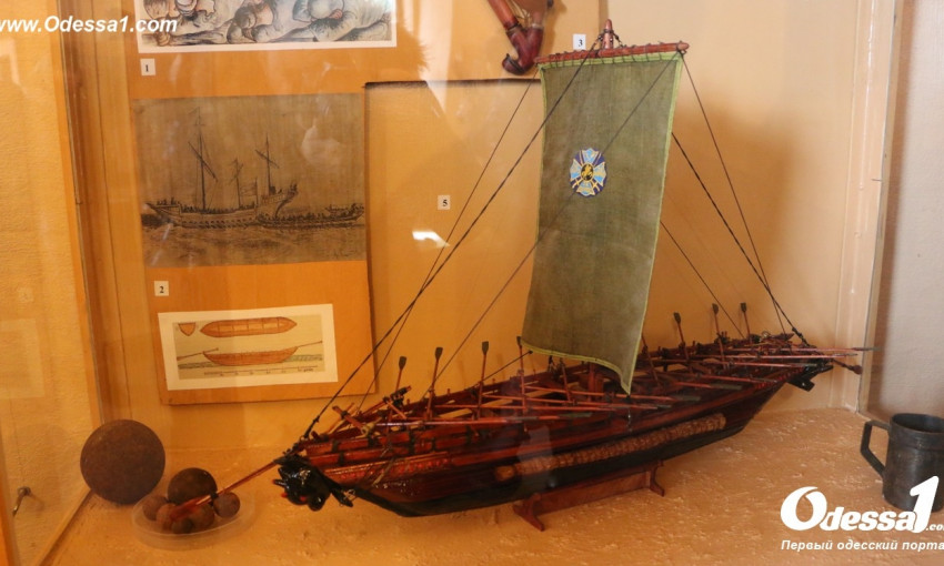 В Одессе можно увидеть модели древних кораблей и старинные якоря