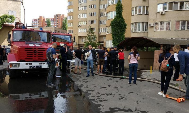 Спасатели прокомментировали пожар в Одесской многоэтажке