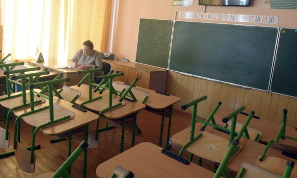 С завтрашнего дня одесских школьников отправляют на дистанционное обучение 