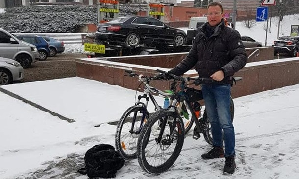 Скандал в Киеве – у иностранного дипломата угнали велосипед 