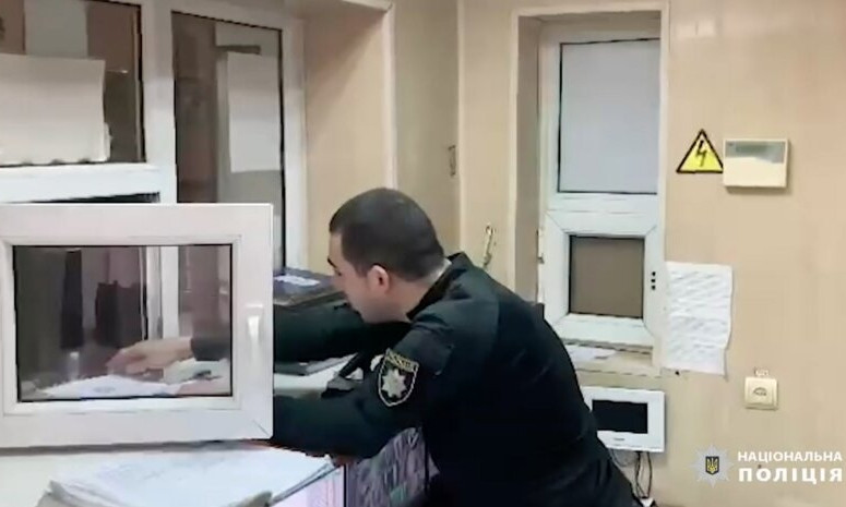 Нападение на полицейского: в Одессе пострадал правоохранители и его младший брат