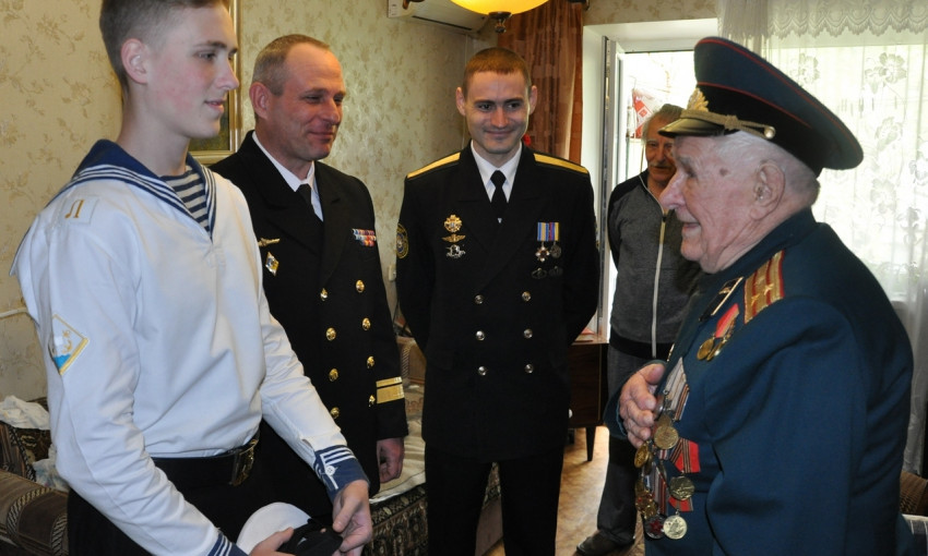 В День Победы ветеран-пехотинец Иван Кулибаба получил неожиданный подарок