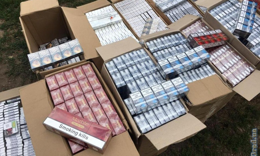 В Одесской области задержана крупная партия контрабандных сигарет (ФОТО, ВИДЕО)