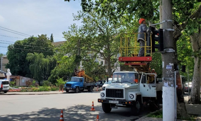 На Молдаванке установили современные светофоры 