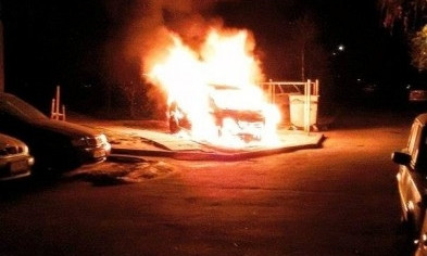 В Одессе дотла сгорел автомобиль