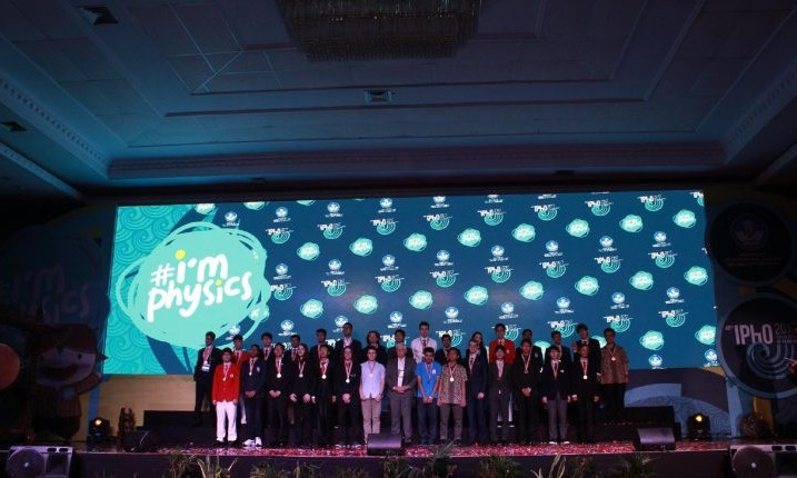 На Международной олимпиаде по физике в Индонезии победил юный одессит