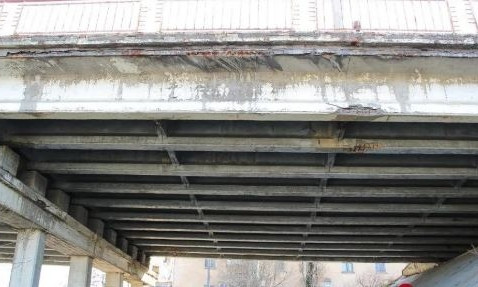 На Ивановском мосту появятся габаритные ворота 