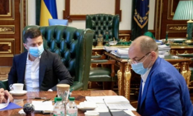 Украина вступила в коронавирусную гонку вооружения вакцинами - будем 139тые 
