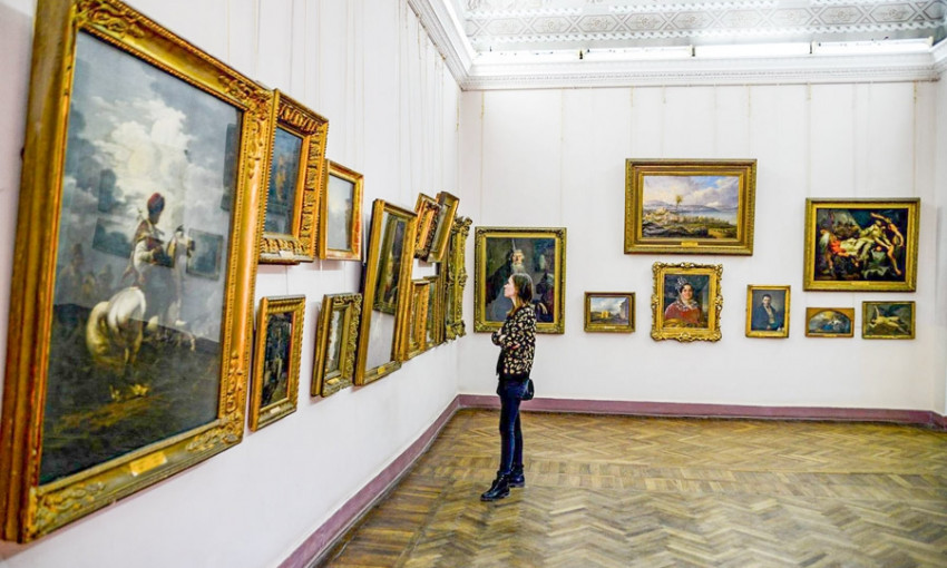 Срочно нужна помощь  Одесскому художественному музею