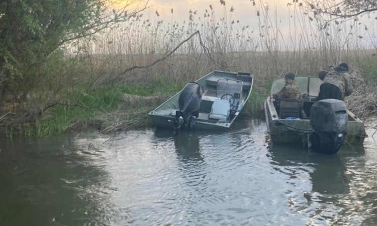 В Одесской области перевернулся катер с пограничниками: одного из них продолжают искать 