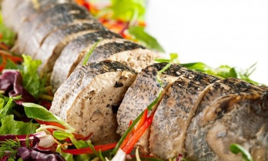 Одессит съел два килограмма фаршированной рыбы за 12 минут