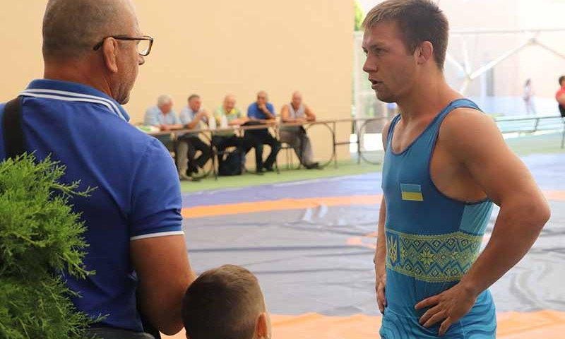 В Одессе на чемпионате по борьбе победил спортсмен из Болградского района