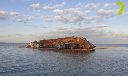 Город добился более безопасного демонтажа танкера Delfi 