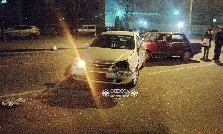 Серьёзная авария на Балковской с участием трёх машин