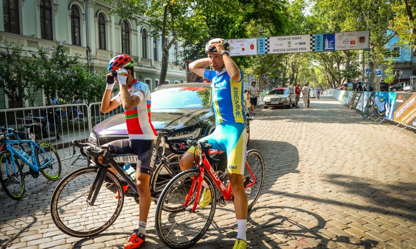 В центре Одессы состоялись международные велосипедные гонки