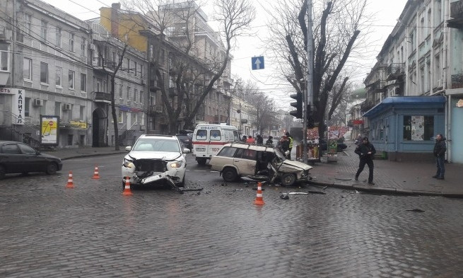 Сегодня в центре Одессы произошло серьезное ДТП