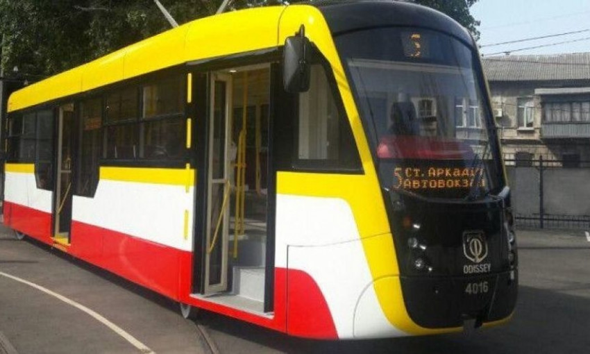 В Одессе на дороги вышли два новых трамвая