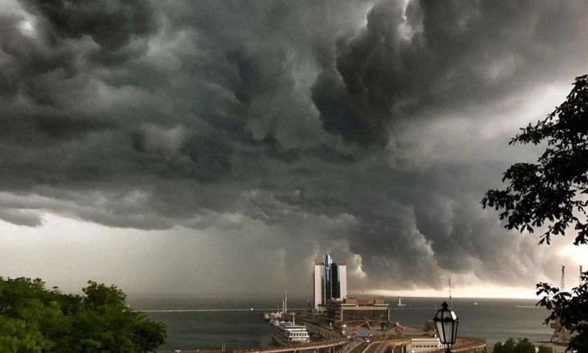 Одесской области снова объявили штормовое предупреждение 