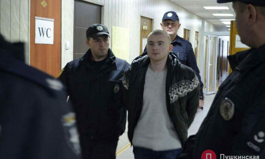 Подозреваемого в убийстве 11-летней Даши Лукьяненко перевели из «королевских условий» в одесское СИЗО