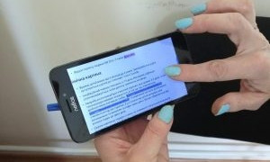 Врачам Одессы купили более полутысячи смартфонов