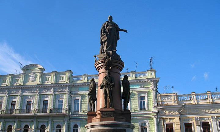 Порошенко направили петицию по памятнику Екатерине II в Одессе