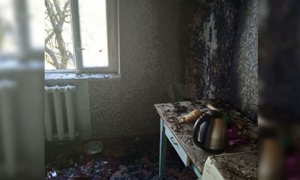 Неисправная проводка: в Теплодаре из-за пожара эвакуировали жителей пятиэтажки