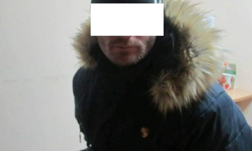 Иностранец пытался устроить драку с украинским пограничником