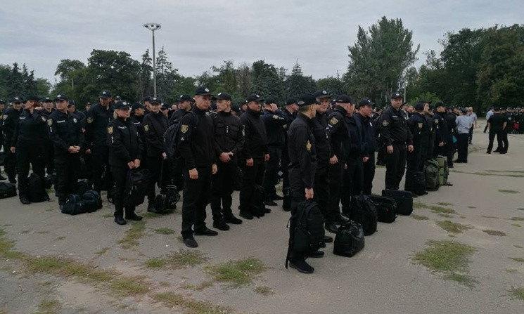Одесский гарнизон полиции был поднят по тревоге