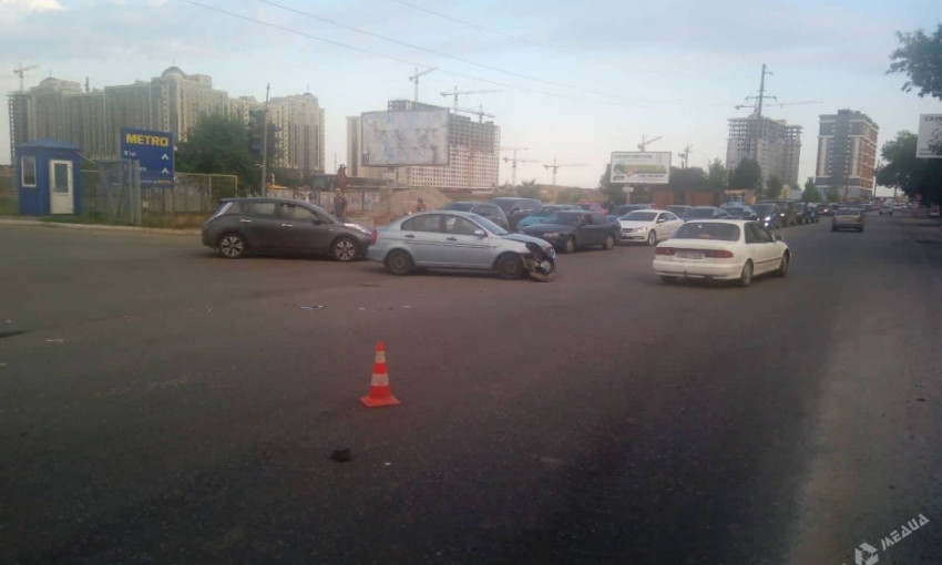 «Мигалки» пожарным не помогли: ДТП с легковушками в Одессе