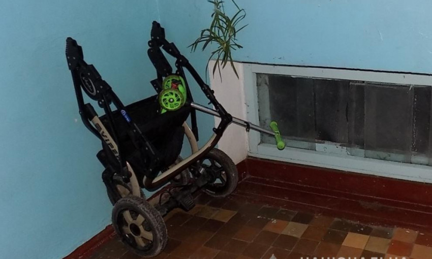 В Подольске злоумышленник попытался украсть детскую коляску 