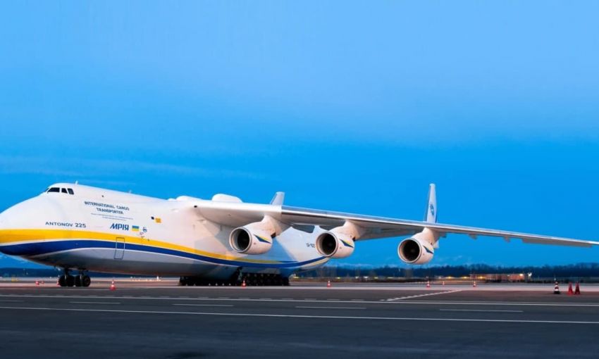 Войска РФ уничтожили легендарный самолет украинского производства «Мрія»