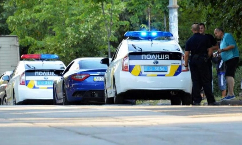 Что готовили преступники? В Одессе задержали автомобиль набитый оружием (ФОТО)