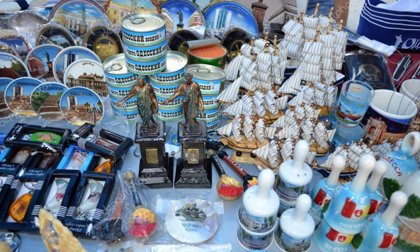 Одесская мэрия собирается потратить почти 100 тысяч гривен на сувениры 
