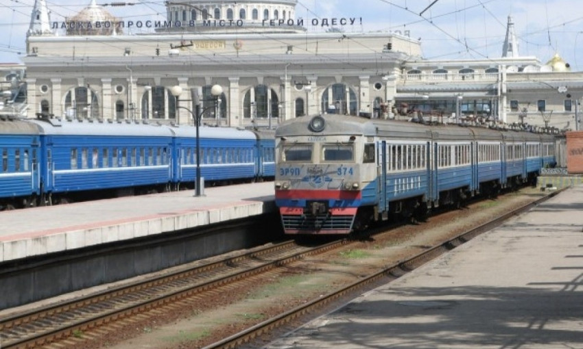 На Новый год и Рождество в Одессу будут курсировать дополнительные поезда
