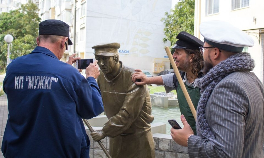 Памятник Никулину в образе дворника украсит райцентр Одесчины