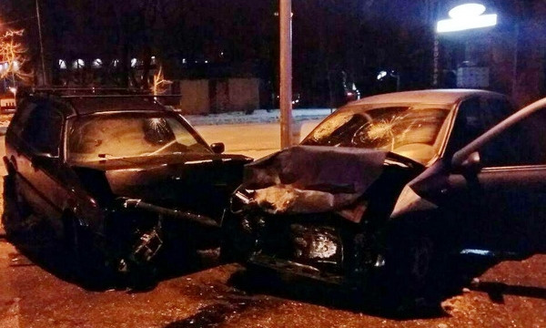 Авария на проспекте Шевченко, пострадали три человека