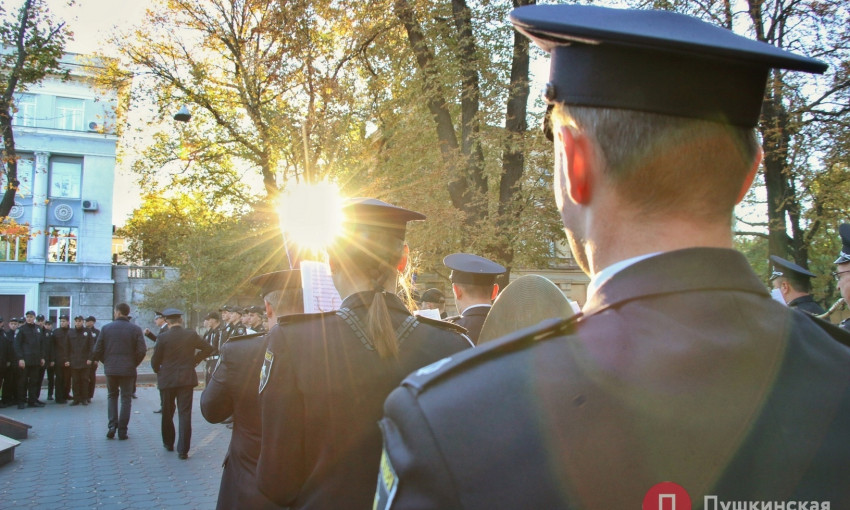 В Одессе маршировали будущие полицейские (ФОТО, ВИДЕО)