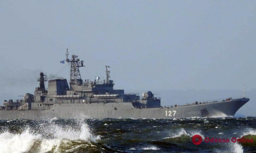 В Черном море - 11 российских кораблей: они могут выпустить до 20-ти "Калибров"