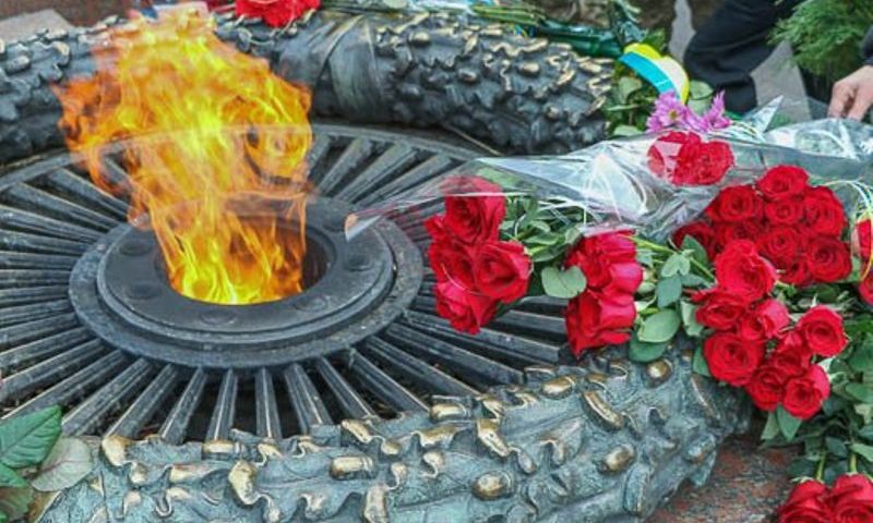 Одессе возложили цветы в честь бессмертного подвига народа Украины и ее защитников в 1939- 1945-ых годах