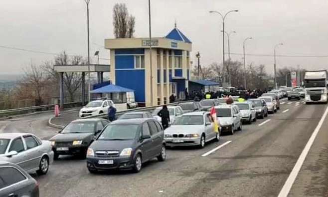 Бессрочный протест «евробляхеров»: перекрыта трасса «Одесса – Киев»