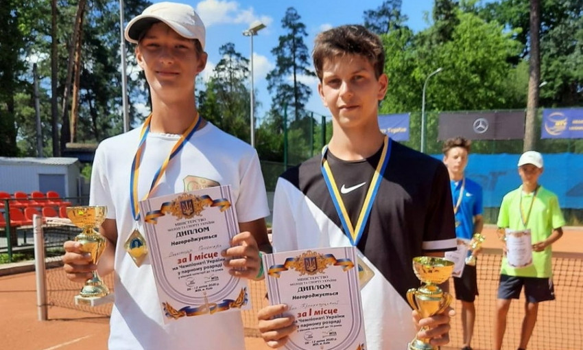 Теннисист-юниор из Черноморска победил на Всеукраинском чемпионате