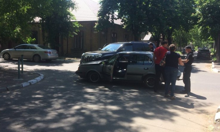 ДТП в Измаиле: столкнулись Toyota Prado и Volvo